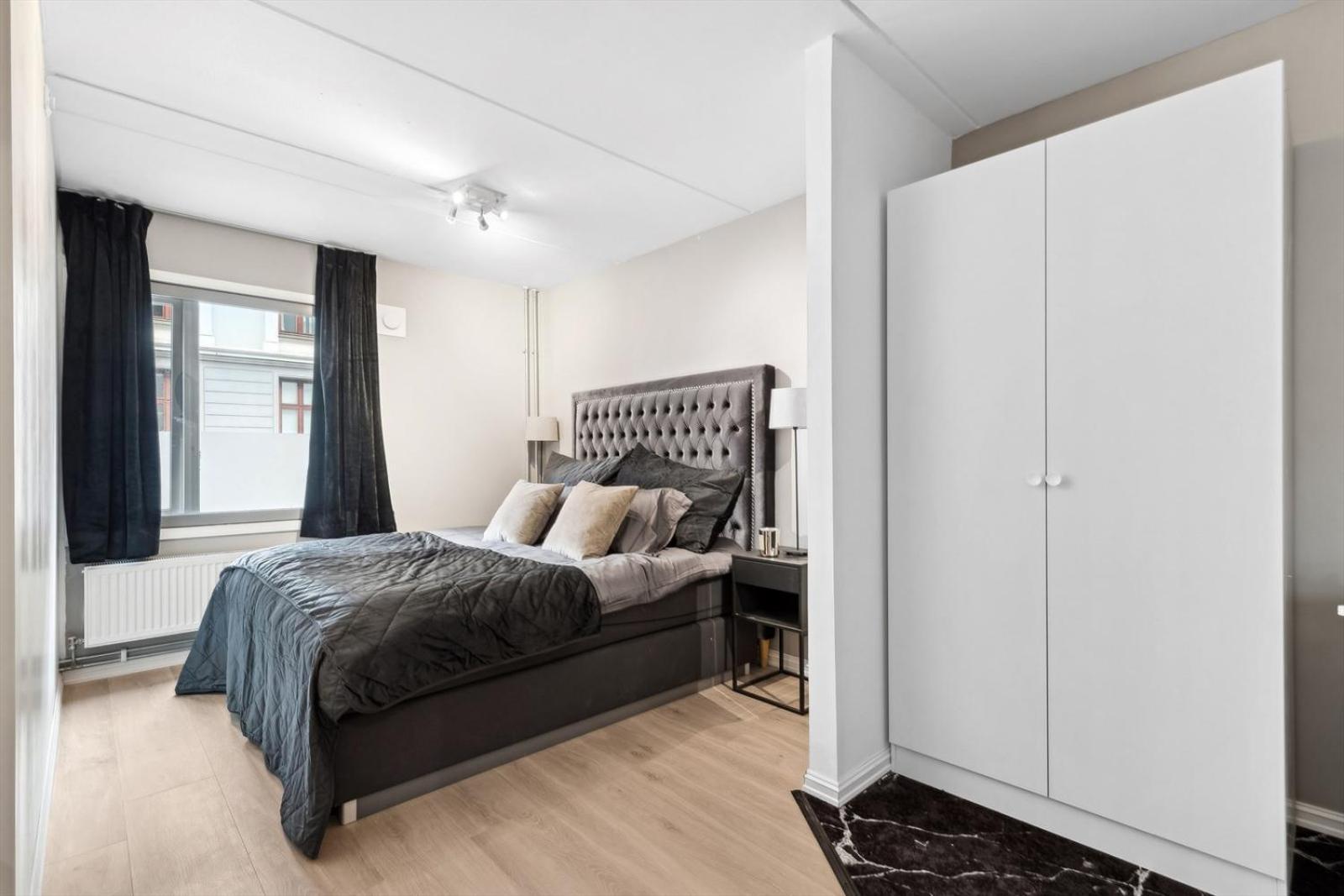 Luxurious Modern Room In Central Oslo - Eur 4K Expensive Bed And 82" Cinematic Tv Екстериор снимка